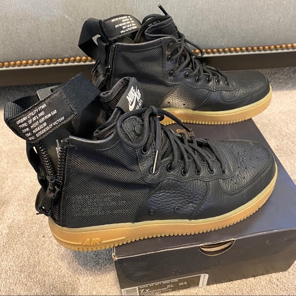 nike sf air force 1 mid gs